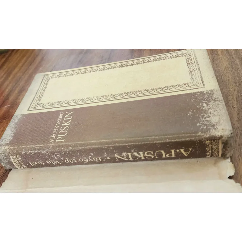 Tuyển tập văn xuôi của Puskin (tranh in màu, 367 trang) 751152