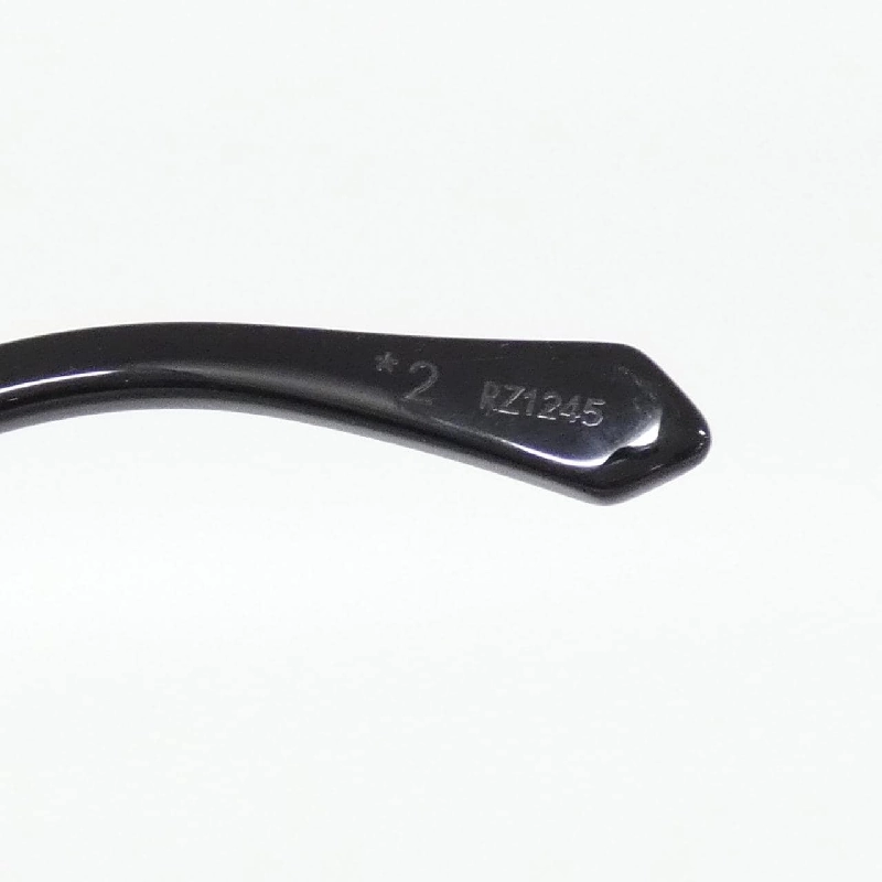 Kính mát Louis Vuitton LV Hit Pilot Z2898U 624638