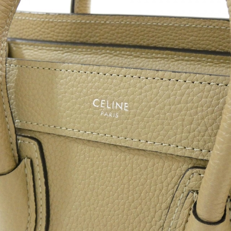 Túi xách Celine Luggage Nano 189243DRU 617310
