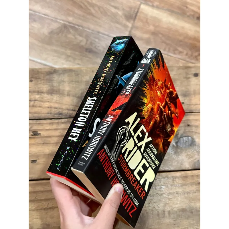 Combo Sách Anthony Horowitz - Stormbreaker & Skeleton Key 736336
