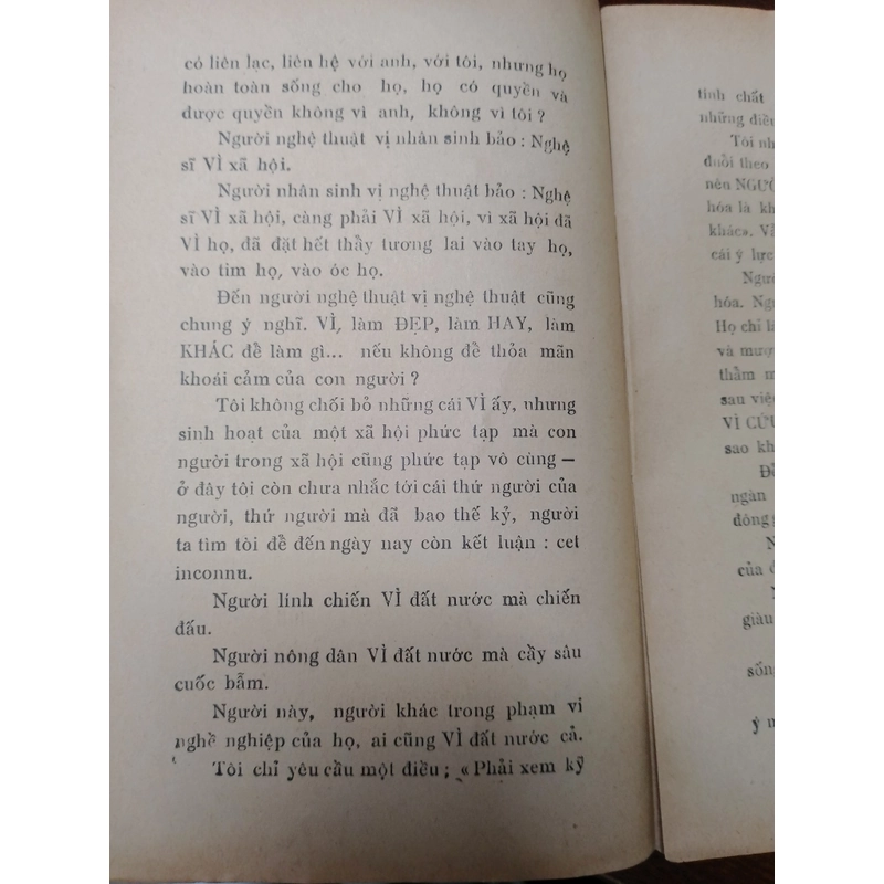 THƠ VIỆT HIỆN ĐẠI 1900-1960 519456