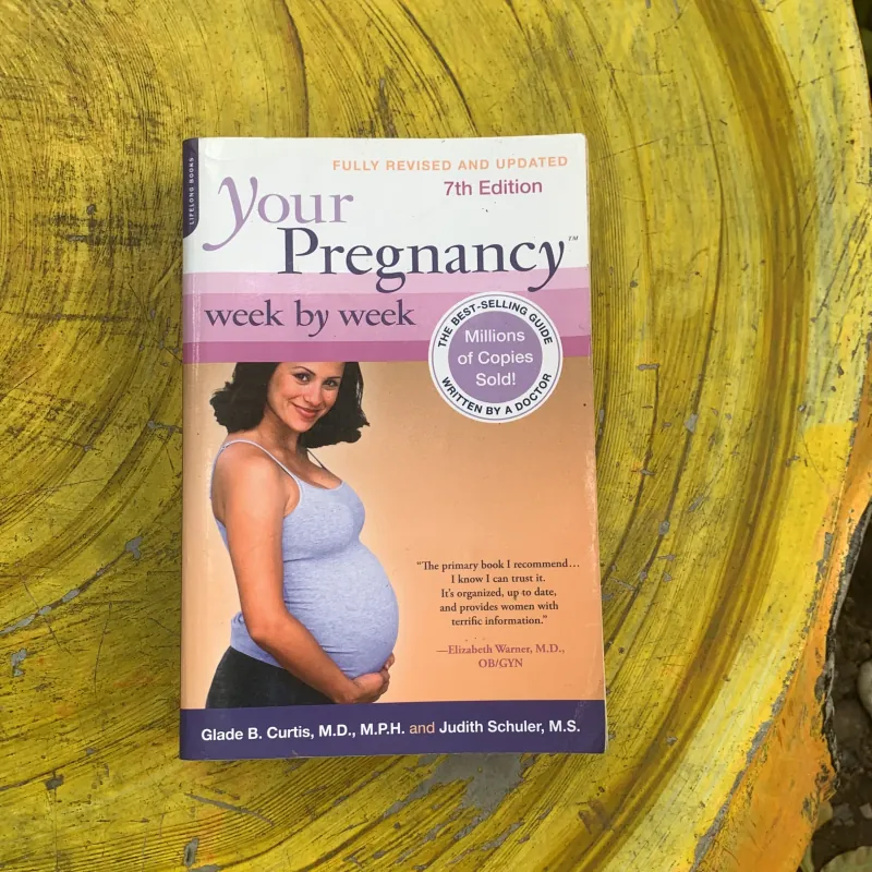 YOUR PREGNANCY WEEK BY WEEK  761221