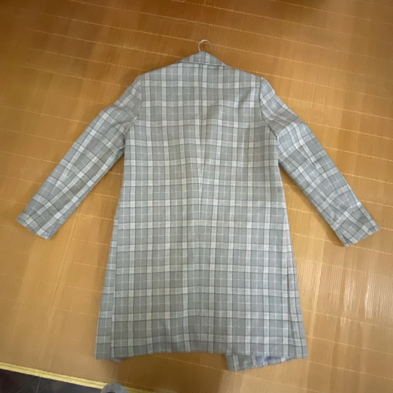 Áo vest dáng dài cho nữ 45-55kg ạ.  466564