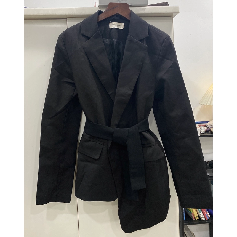 Áo vest lệch tà cách điệu 548986