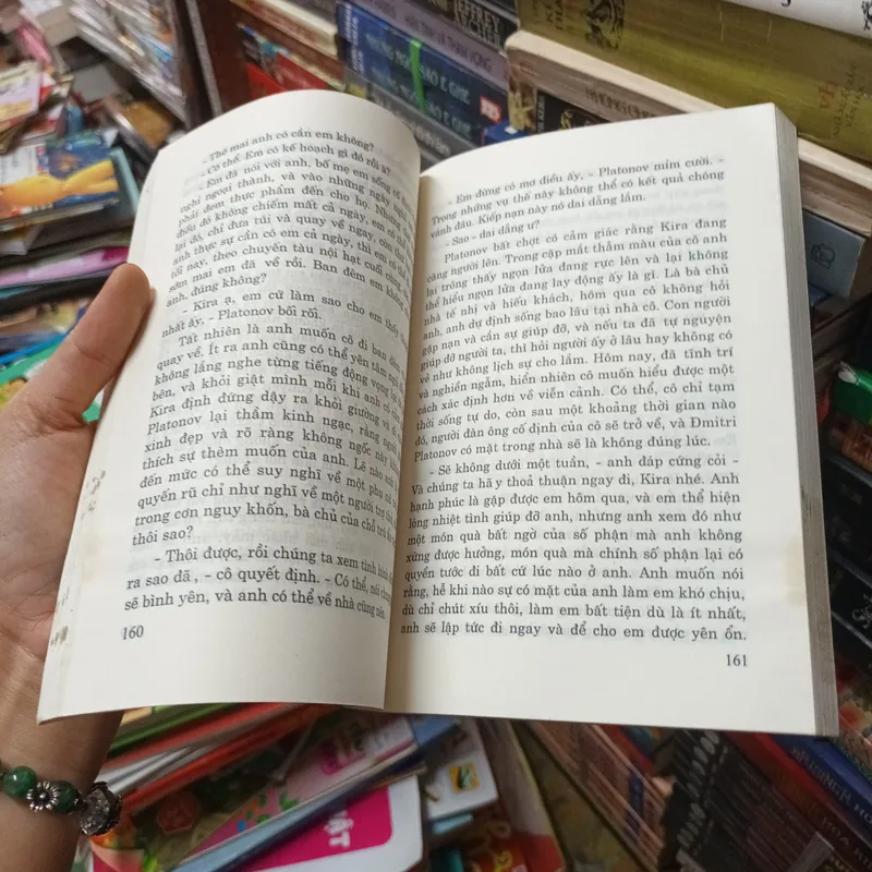 Hình bóng Người Chết- Elecxandra Marinina 692980