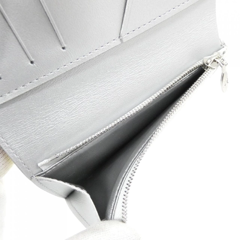 Ví da compact LV Vertikal bằng da kỳ lạ của Louis Vuitton N89118 - Hàng hiệu Authentic 768818