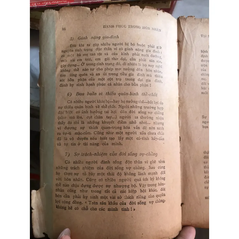 Hạnh phúc trong hôn nhân - Bác sĩ Clifford Adams  1031781