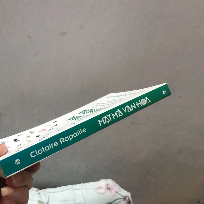 Mật mã văn hoá - Clotaire Rappaille (như mới) 327721