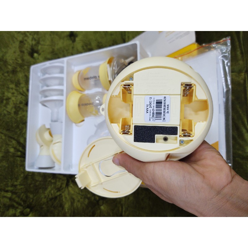 Máy hút sữa Medela swing flex 49486