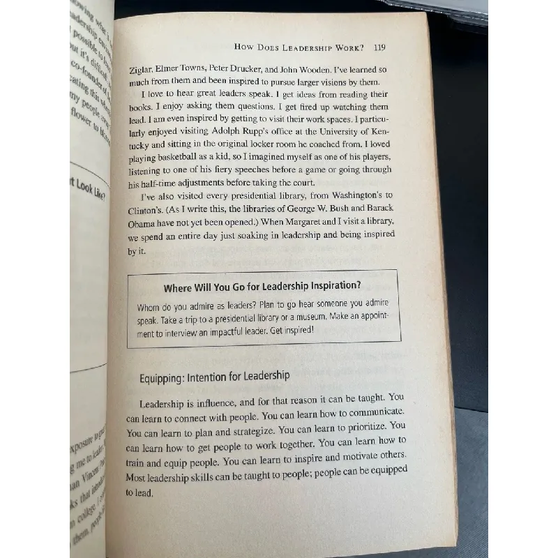 Good leader ask Great questions - John C.Maxwell 592971