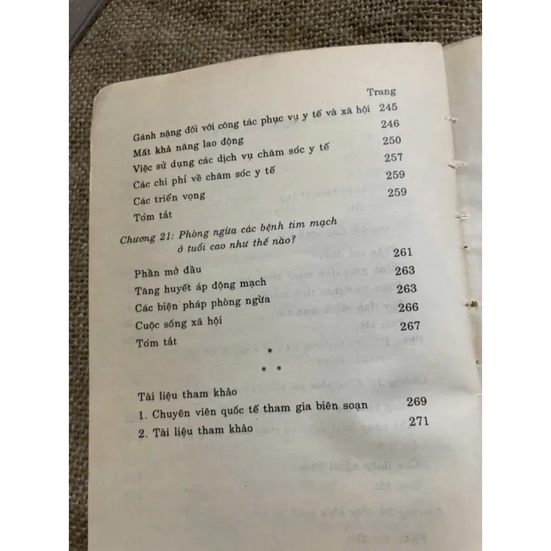 CHĂM SÓC BỆNH NHÂN TIM  TẠCH LỚN TUỔI , 1993- 300 TRANG, SÁCH DỊCH 571869