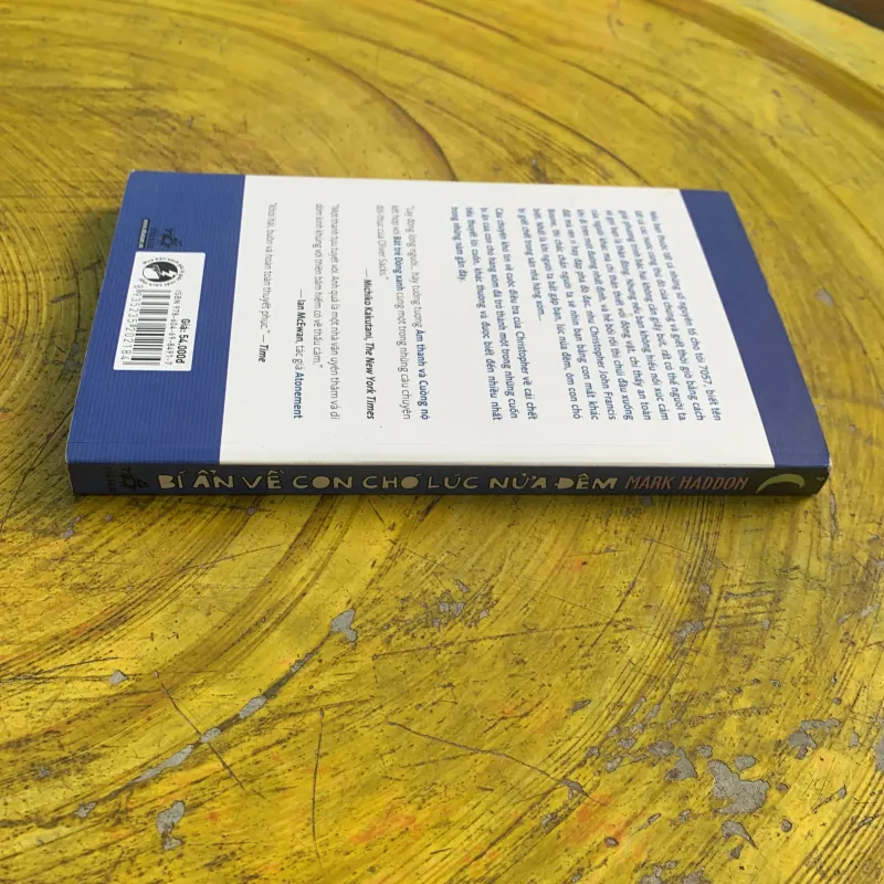 BÍ ẨN VỀ CON CHÓ LÚC NỬA ĐÊM- mark haddon 747640