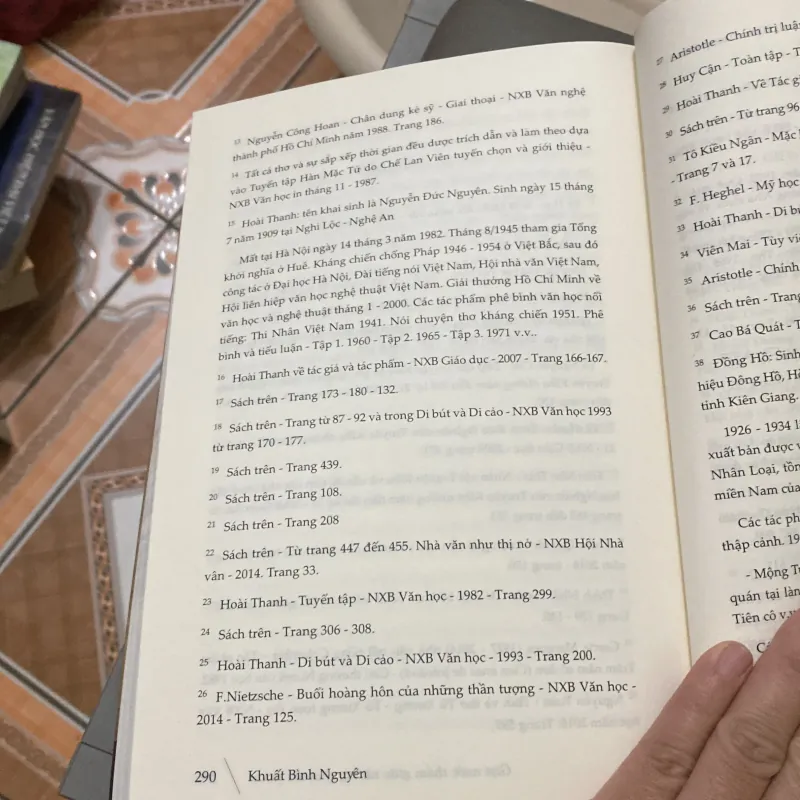 Giọt nước thầm giữa những thời đại thi ca 784535