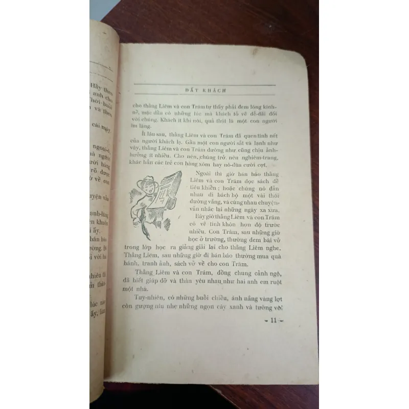 ĐẤT KHÁCH - LÝ VĂN SÂM 704010