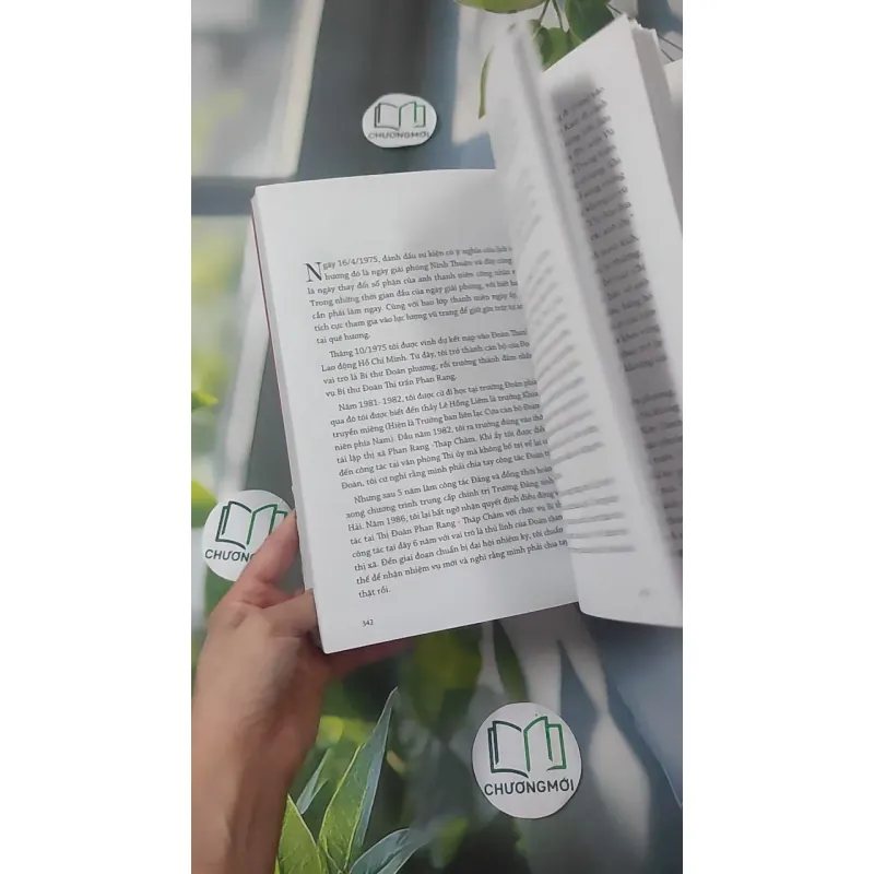 [MIỄN PHÍ BỌC SÁCH] Nhớ Một Thời Tuổi Trẻ Hào Hùng 1018896