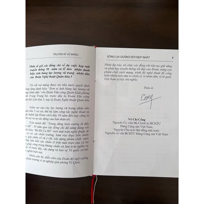 📖 Sống lại quãng đời đẹp nhất (kèm chữ ký tác giả) 595737