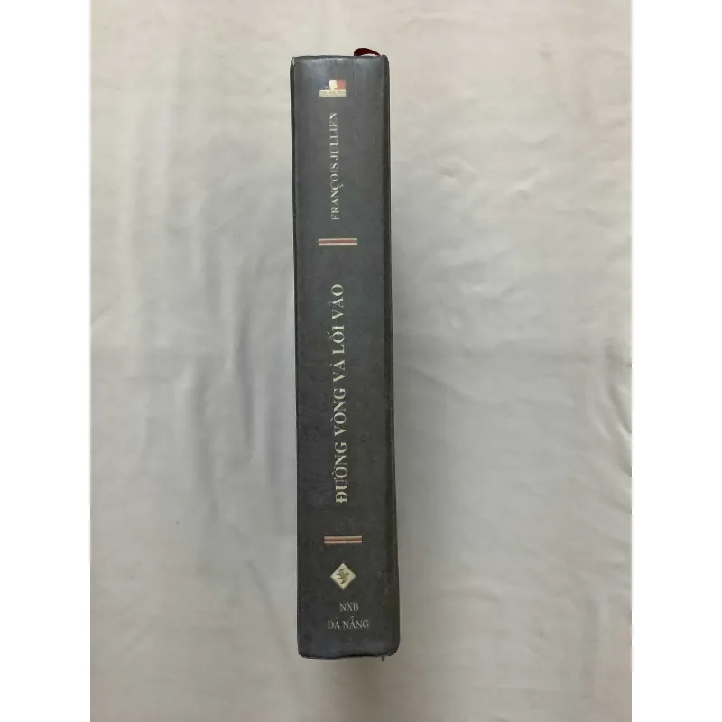 Đường Vòng Và Lối Vào (Bìa Cứng) 687441