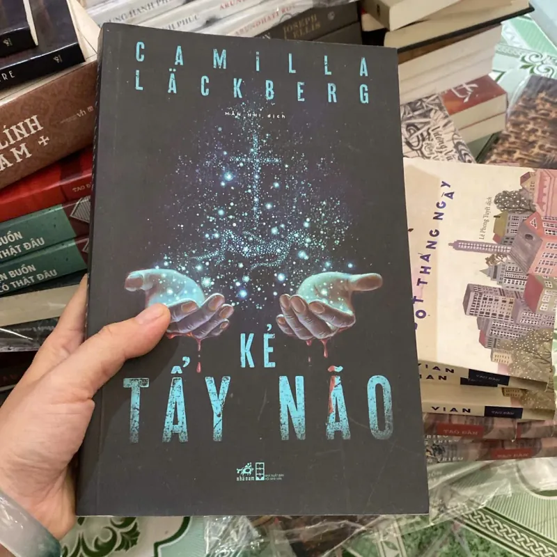 Kẻ Tẩy Não" (tên gốc: The Brainwasher) của tác giả Cao Đức Thắng  999046