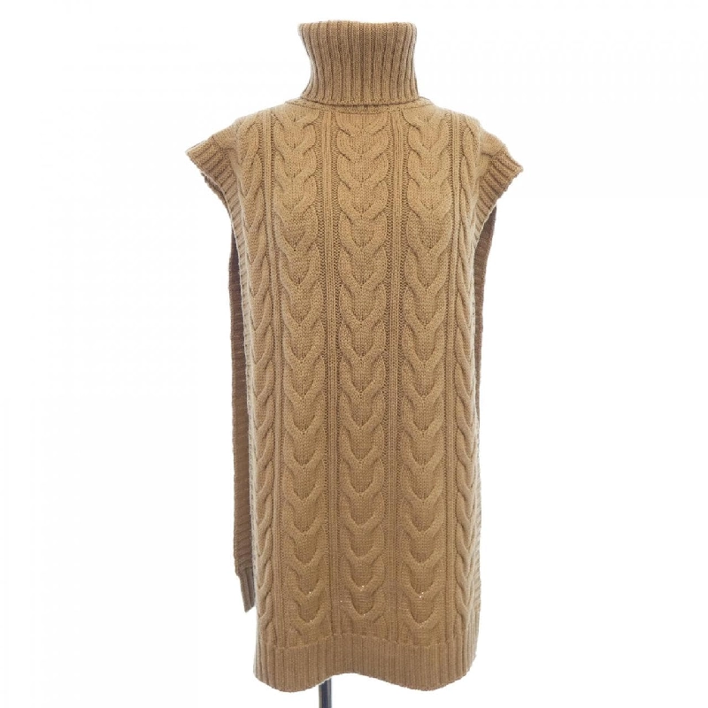 【Khuyến mãi】Áo poncho Max Mara weekend 643814