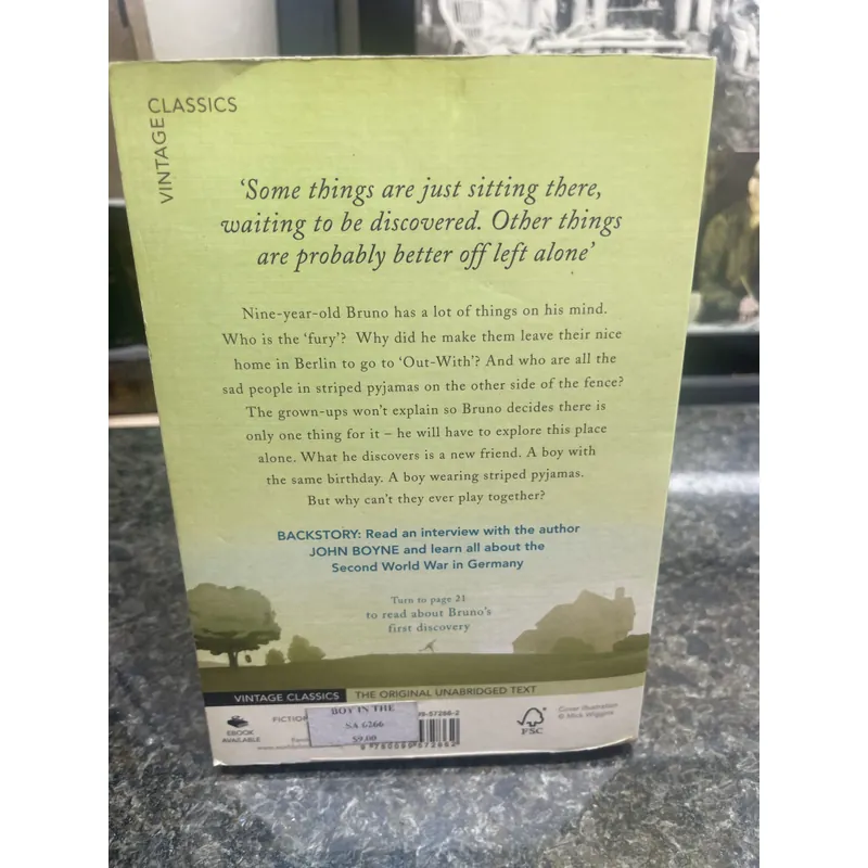 The boy in the striped pyjamas John Boyne 737803