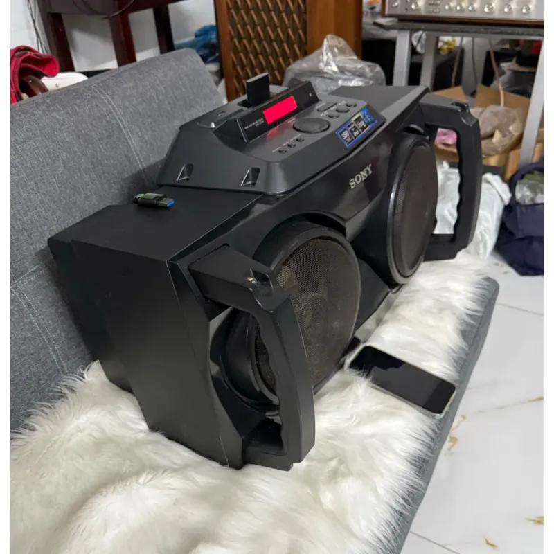 Loa hiệu SONY hát bluetooth , usb và hát đài am /fm 933539