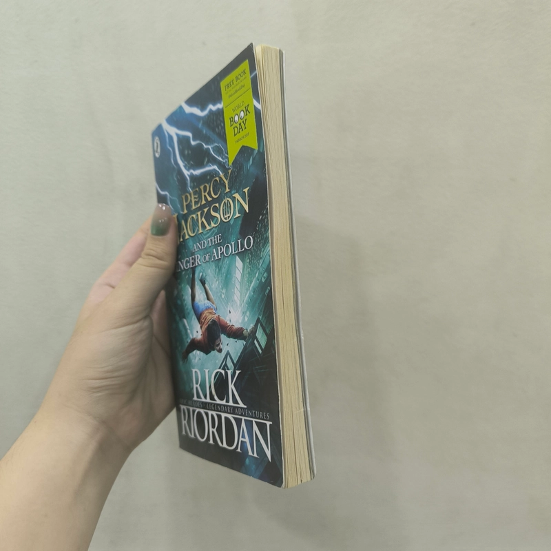 [Ngoại văn tiếng Anh] Percy Jackson and The singer of Apollo - Rick Riordan (Truyện ngắn) 489277