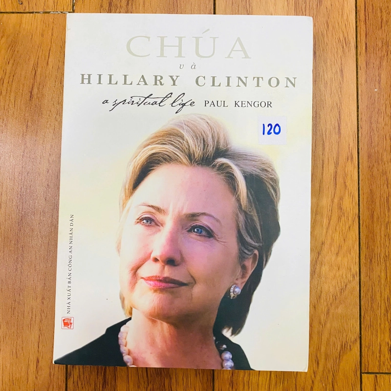 CHÚA VÀ HILARY CLINTON (MỚI 90%) 387752