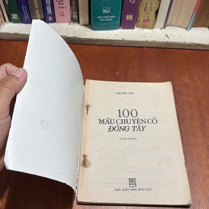 II Sưu Tầm: 100 Truyện Cổ Đông Tây - Nguyễn Lân - 1996 932928