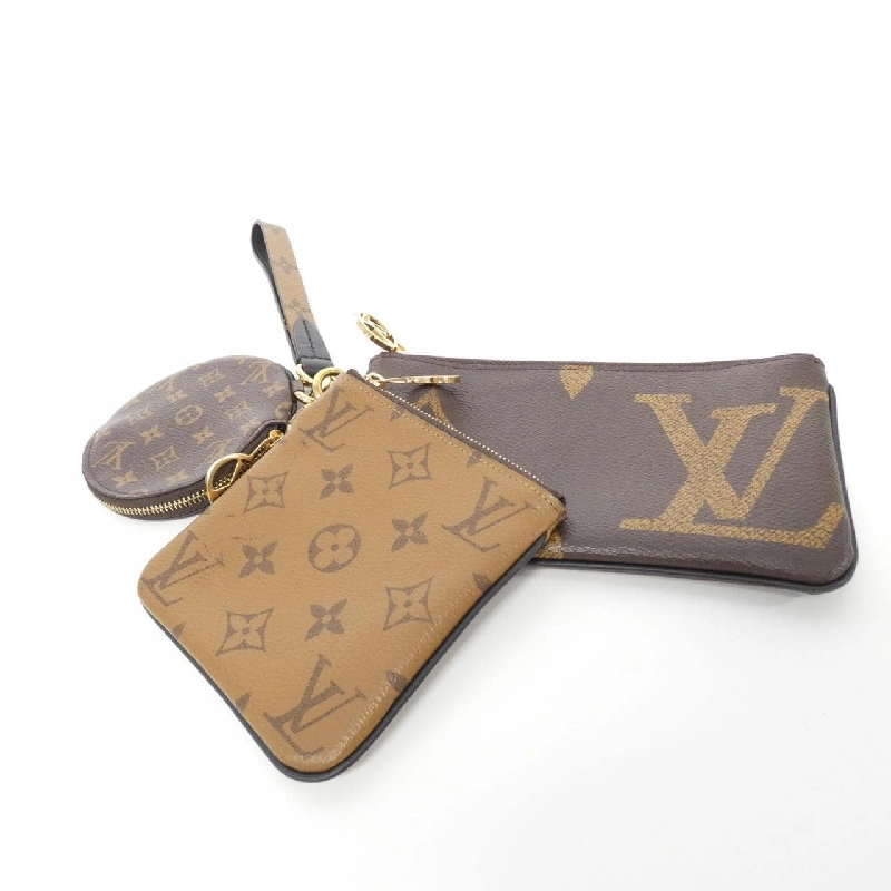 Túi đeo chéo Monogram Trio M68756 623965