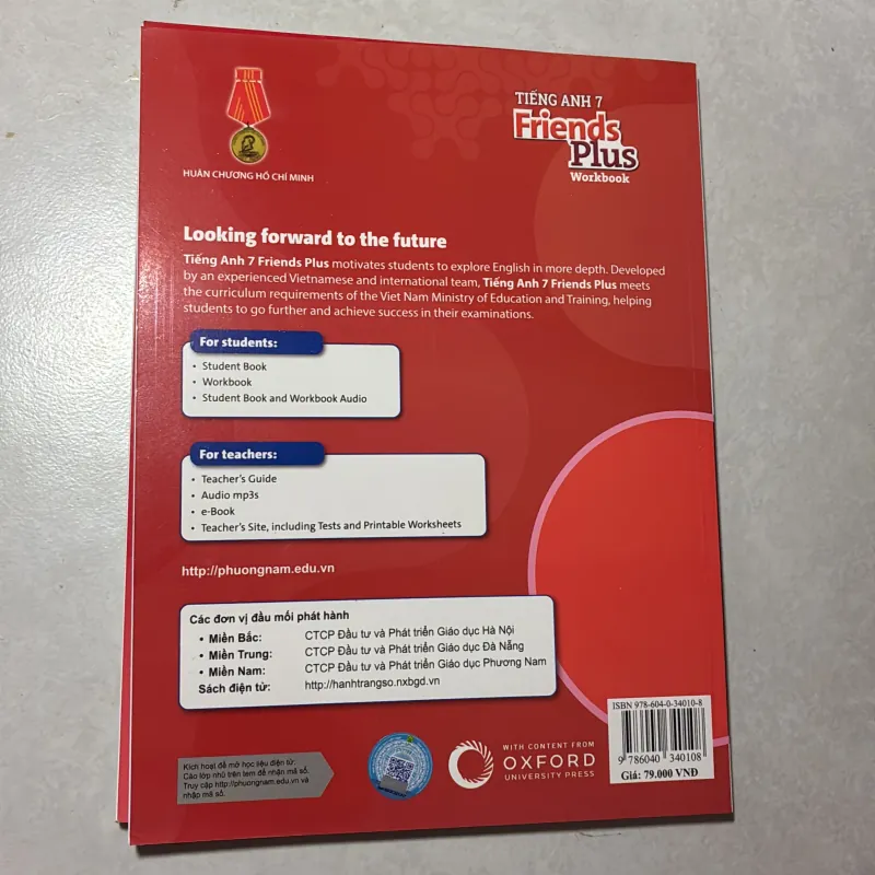 Tiếng Anh 7 (Student book & Workbook) 796246