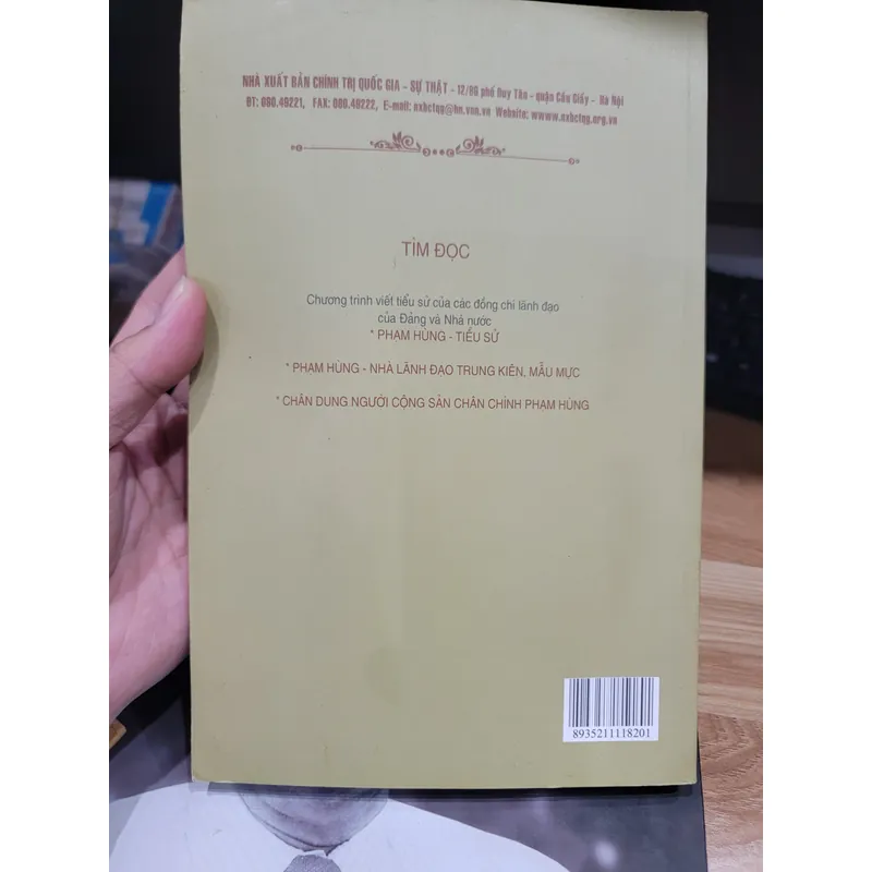 Combo 2 cuốn sách về cụ Phạm Hùng, 1 bìa cứng 1 bìa mềm 709249