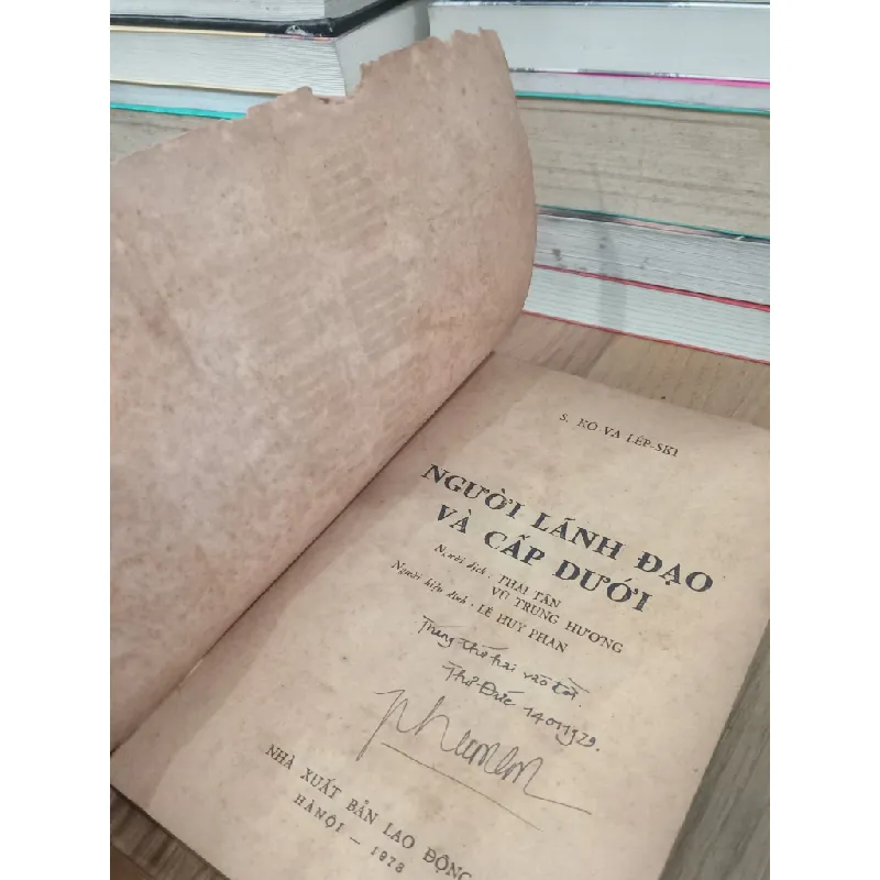 Người lãnh đạo và cấp dưới - S. Kô-Va-Lép-Ski 717483