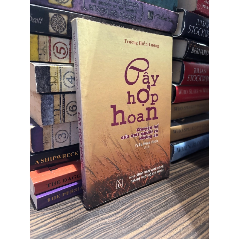 Cây hợp hoan - Trương Hiền Lượng 355901