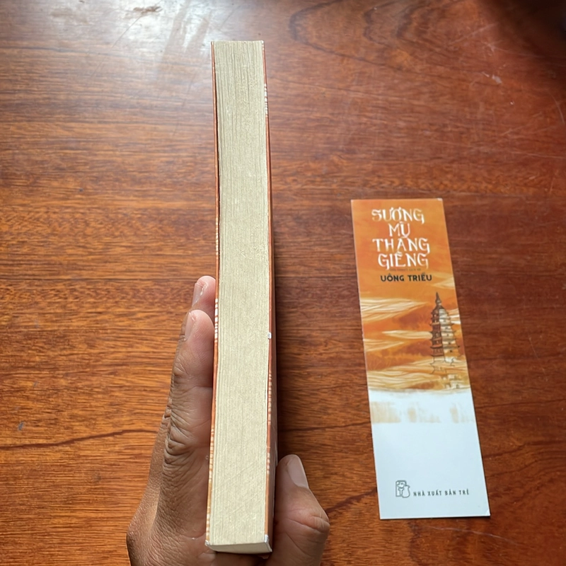 II Tiểu Thuyết Lịch Sử: Sương Mù Tháng Giêng - Uông Triều - 2015 517142