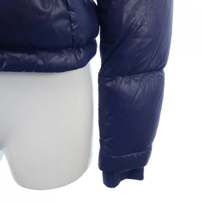 【Khuyến mãi】Áo khoác lông vũ FENDI 642043