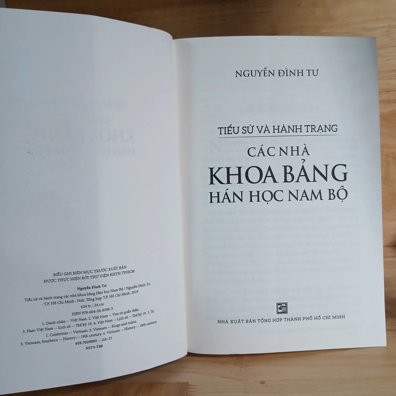 Tiểu Sử Và Hành Trang Các Nhà Khoa Bảng Hán Học Nam Bộ - Nguyễn Đình Tư 386256