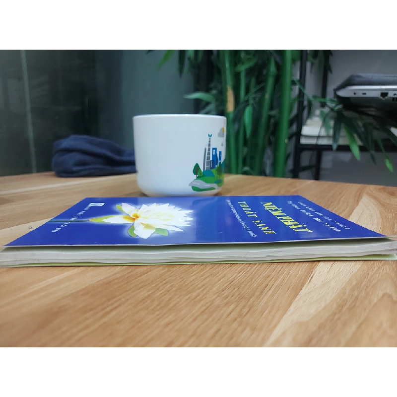 Niệm Phật Thóat Xanh 552966