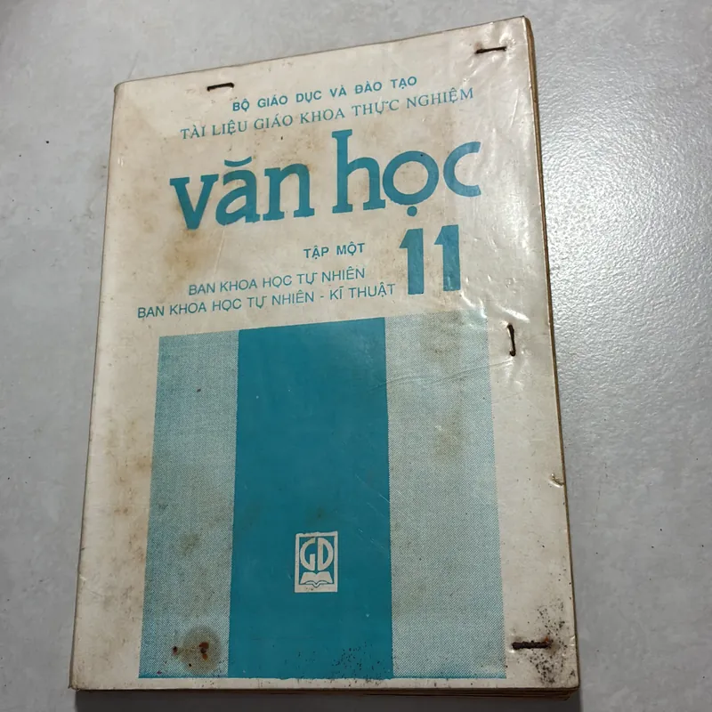 Văn học 11 Tập một 738879