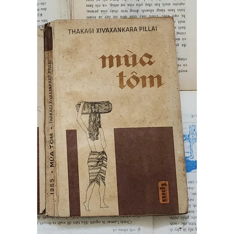 Văn học kinh điển Ấn Độ: MÙA TÔM 709178