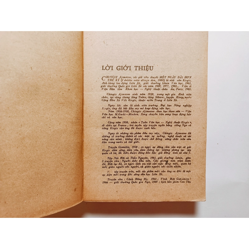 Một Ngày Dài Hơn Thế Kỷ - Chingiz Aitmatov
 476216