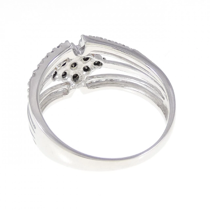 Nhẫn kim cương K18WG 0.40CT 671094