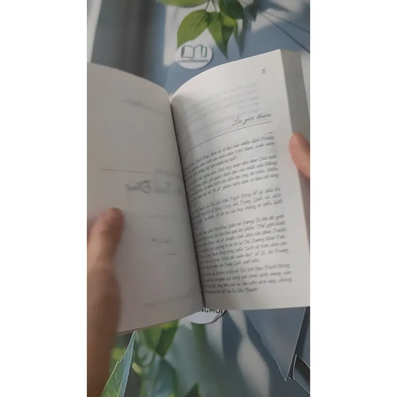 Thế Giới Tình Cảm Của Mao Trạch Đông - Tôn Hồng Quân & Vương Tú Hà 928492