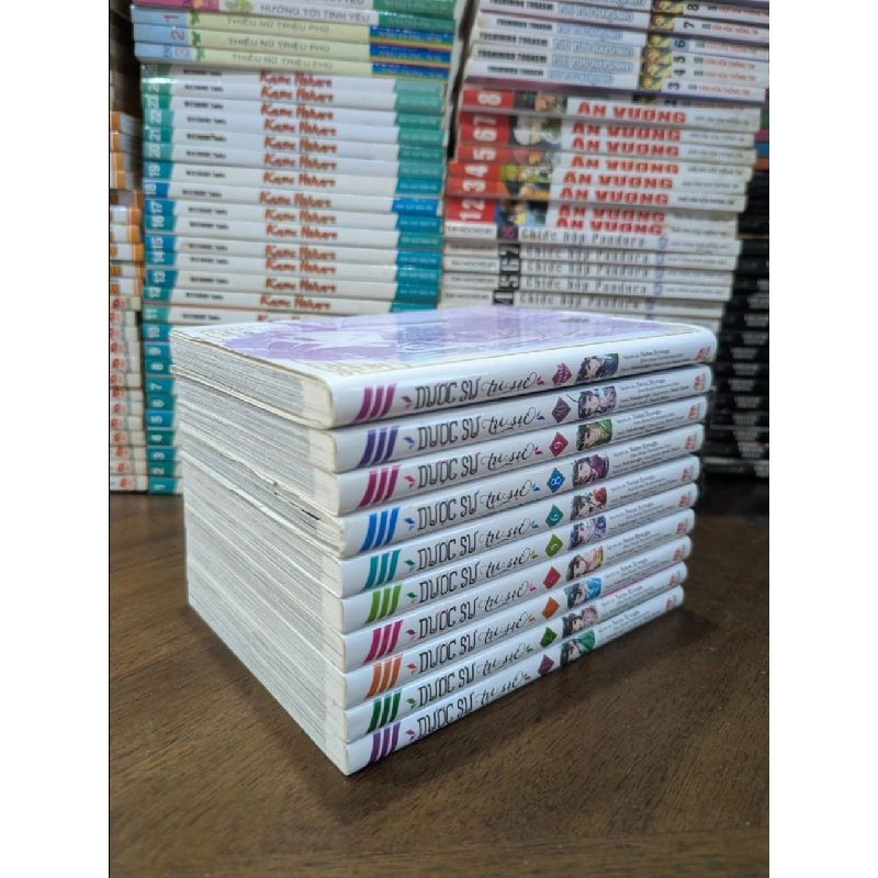 TRUYỆN TRANH DƯỢC SƯ TỰ SỰ 379396