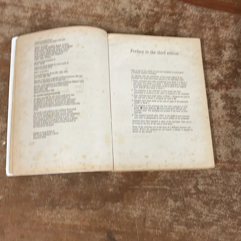 A PRACTICAL ENGLISH GRAMMAR- THOMSON&MARTINET 675089