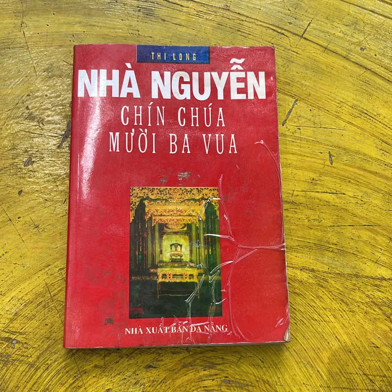 COMBO NHÀ NGUYỄN CHÍN CHÚA MƯỜI BA VUA- CHUYỆN CÁC BÀ TRONG  CUNG NGUYỄN TẬP HAI 569041