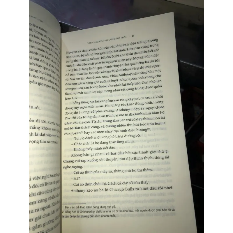 Con cháu của họ cũng thế thôi - Nicolas Mathieu 1020912