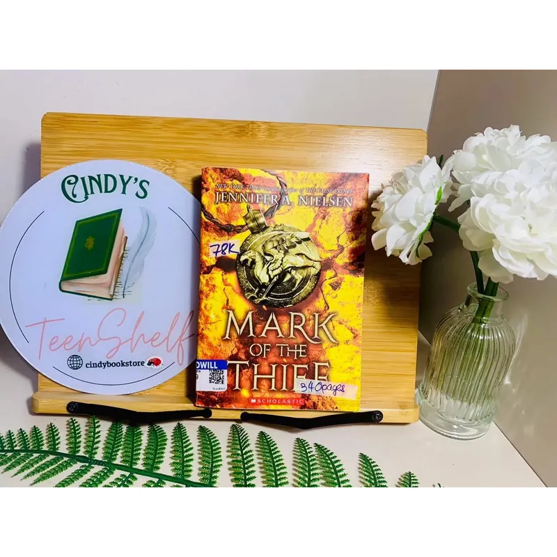 [Sách tiếng Anh 2hand] Like new 90% - 🧐 Mark of the Thief – Jennifer A. Nielsen 682234