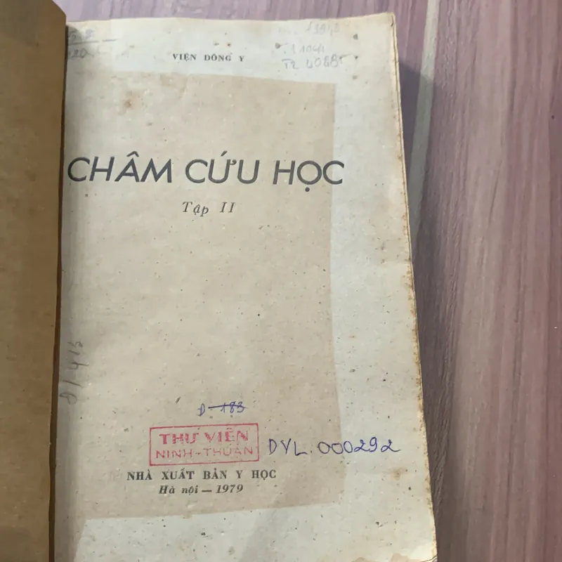 Châm cứu học, Viện Đông Y, tập 2 608234