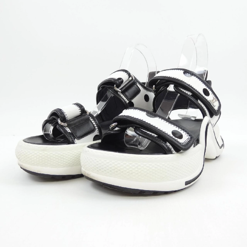 Giày sandal LV Arclight dòng chấm bi LOUIS VUITTON 658337