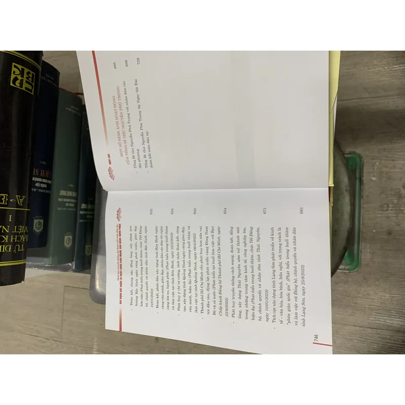 Phát huy truyền thống đại đoàn kết dân tộc, xây dựng đất nước ta… Nguyễn Phú Trọng.  644220